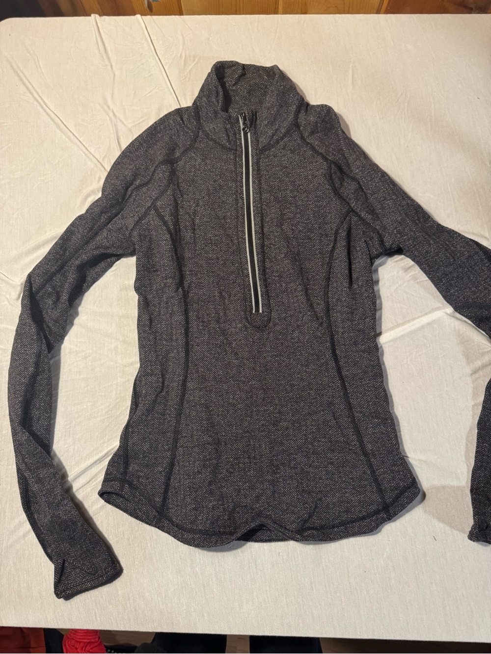 Lululemon Herringbone Half Zip Pullover Size 4